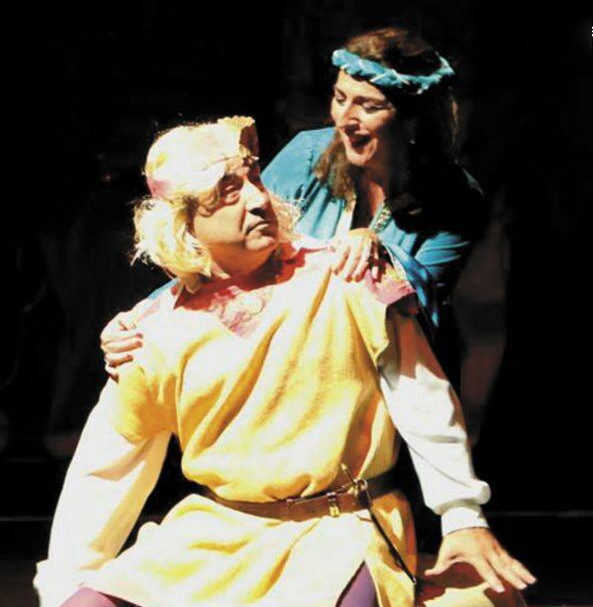 AFAVIDA y Asociacin de Madres Solas Marisa Sendn, traen al escenario de la Casa de la Cultura  La venganza de don Mendo 